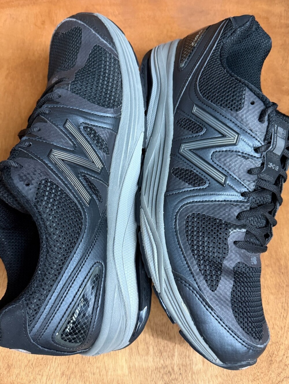 New Balance 1540V2 Running Shoes Mens Sz 11.5 D Black Gray Sneakers Made in USA